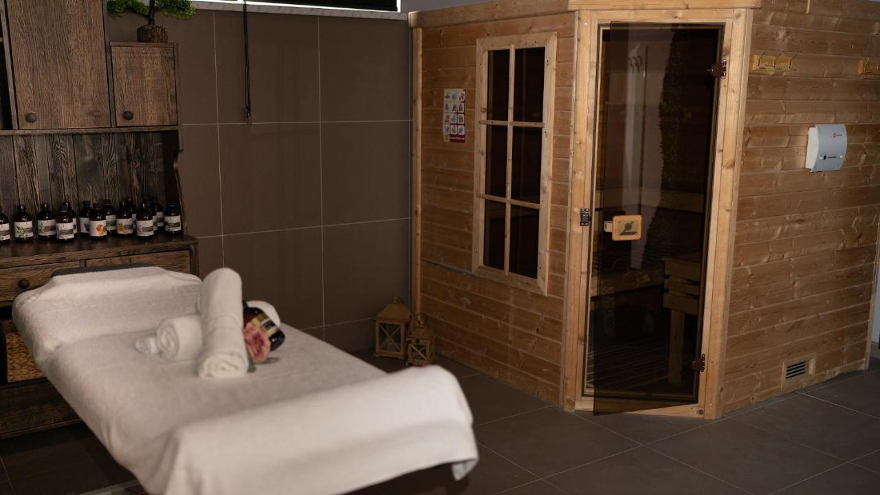 Arena Bakarni Hotell Brčko Exteriör bild