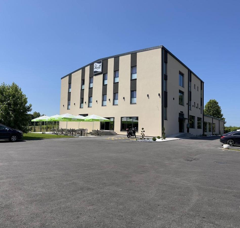 Arena Bakarni Hotell Brčko Exteriör bild