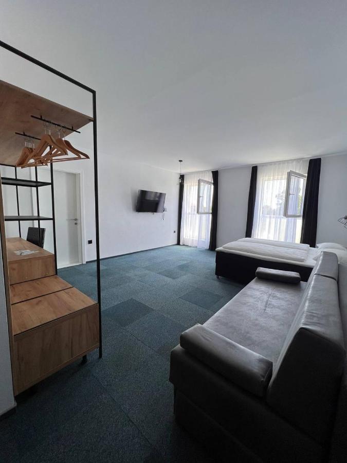 Arena Bakarni Hotell Brčko Exteriör bild